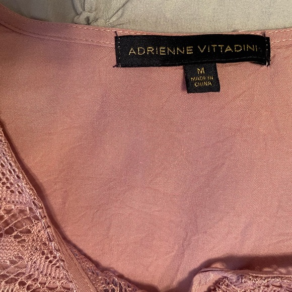 Womens top - Picture 3 of 7